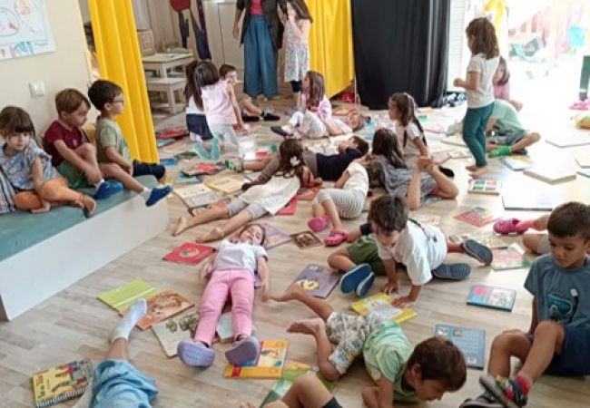 «Τα Ιπτάμενα Βιβλία του κου Μόρρις»