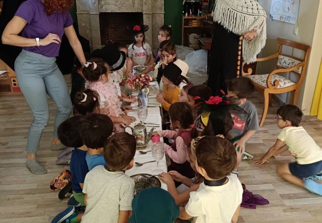 «Στη σοφίτα της γιαγιάς»