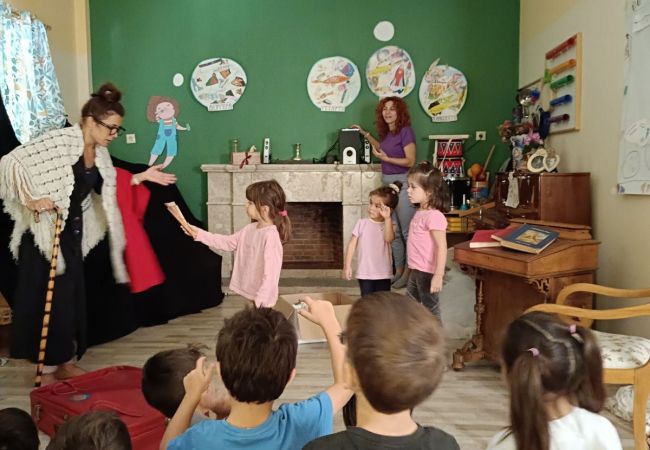 «Στη σοφίτα της γιαγιάς»